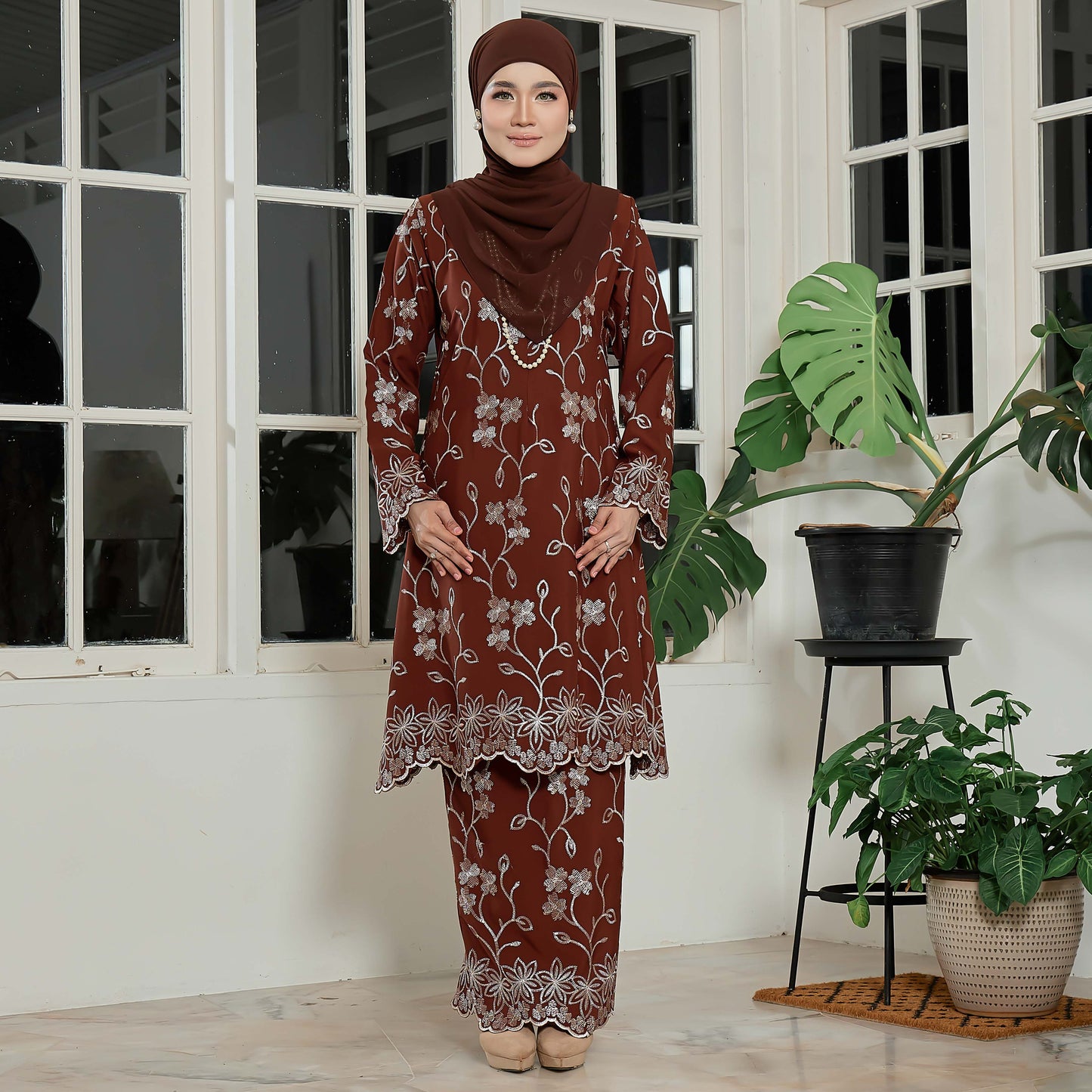 Elviera Kurung