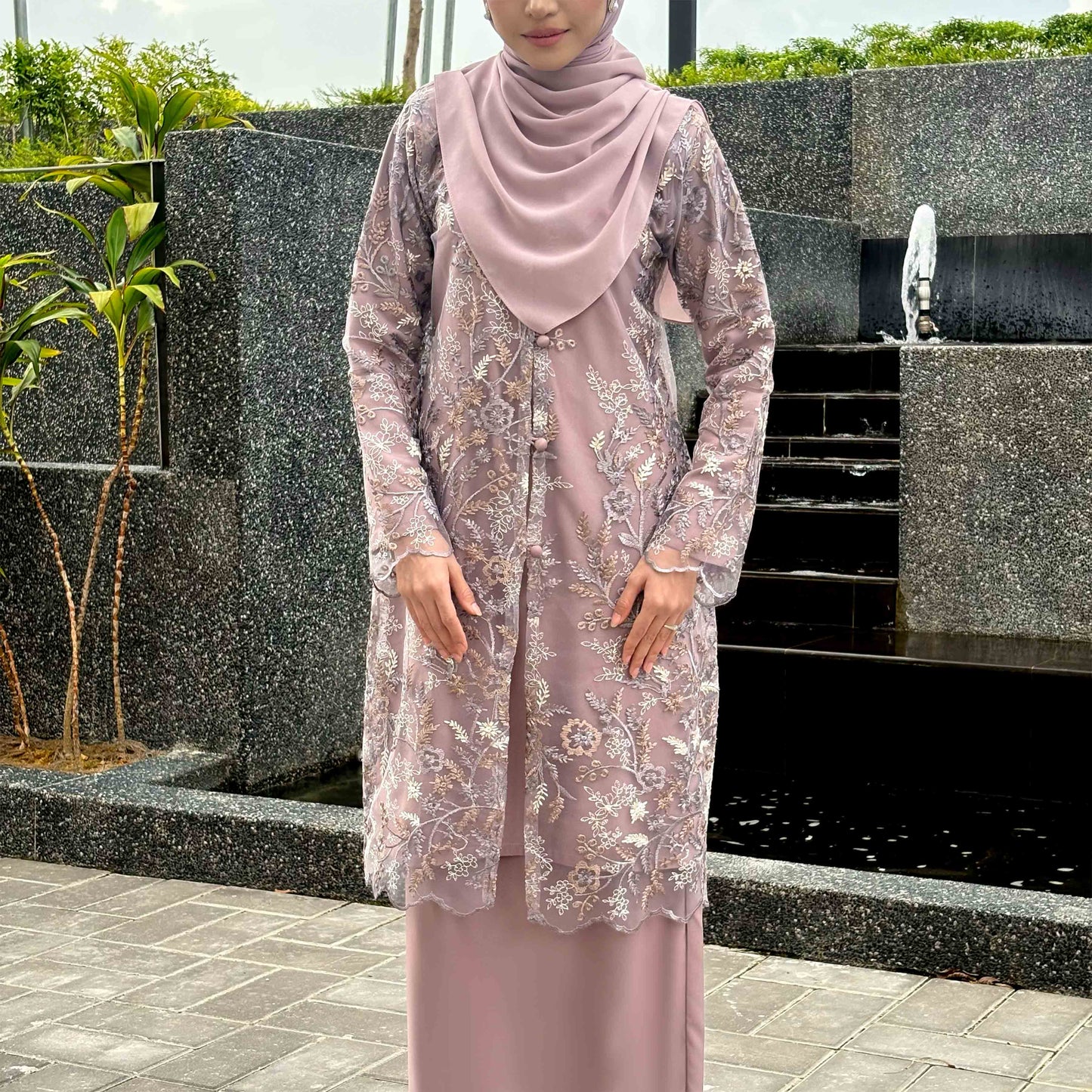 Salmy Kurung