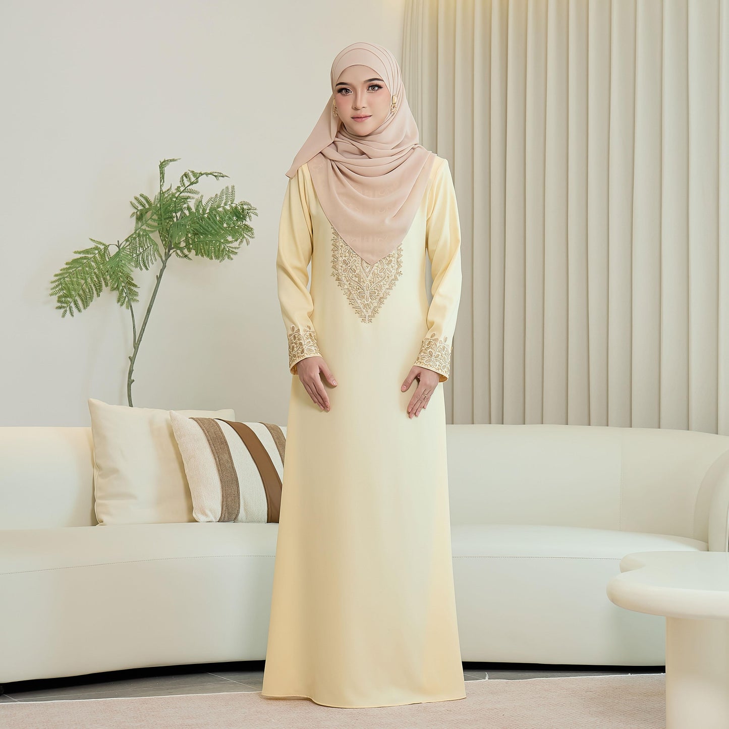 Aylaa Jubah