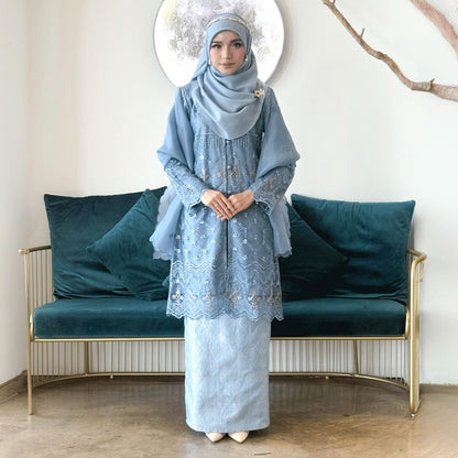 Milana Kurung
