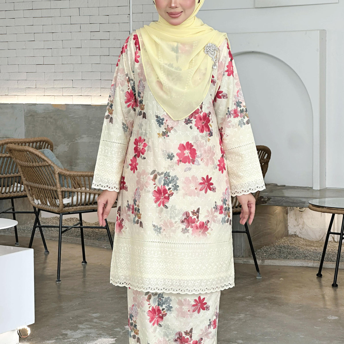 Hazwina Kurung