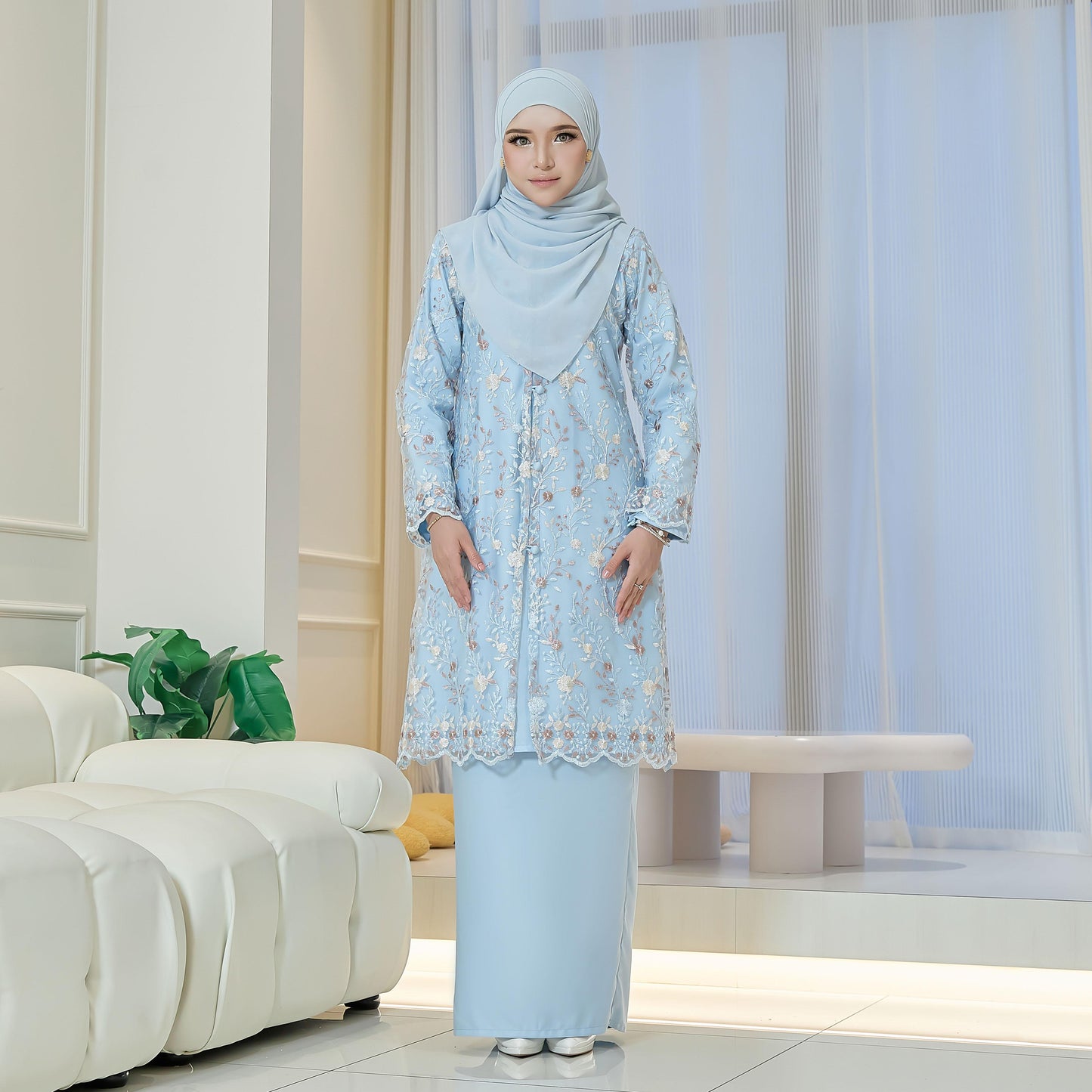 Lorevia Kurung