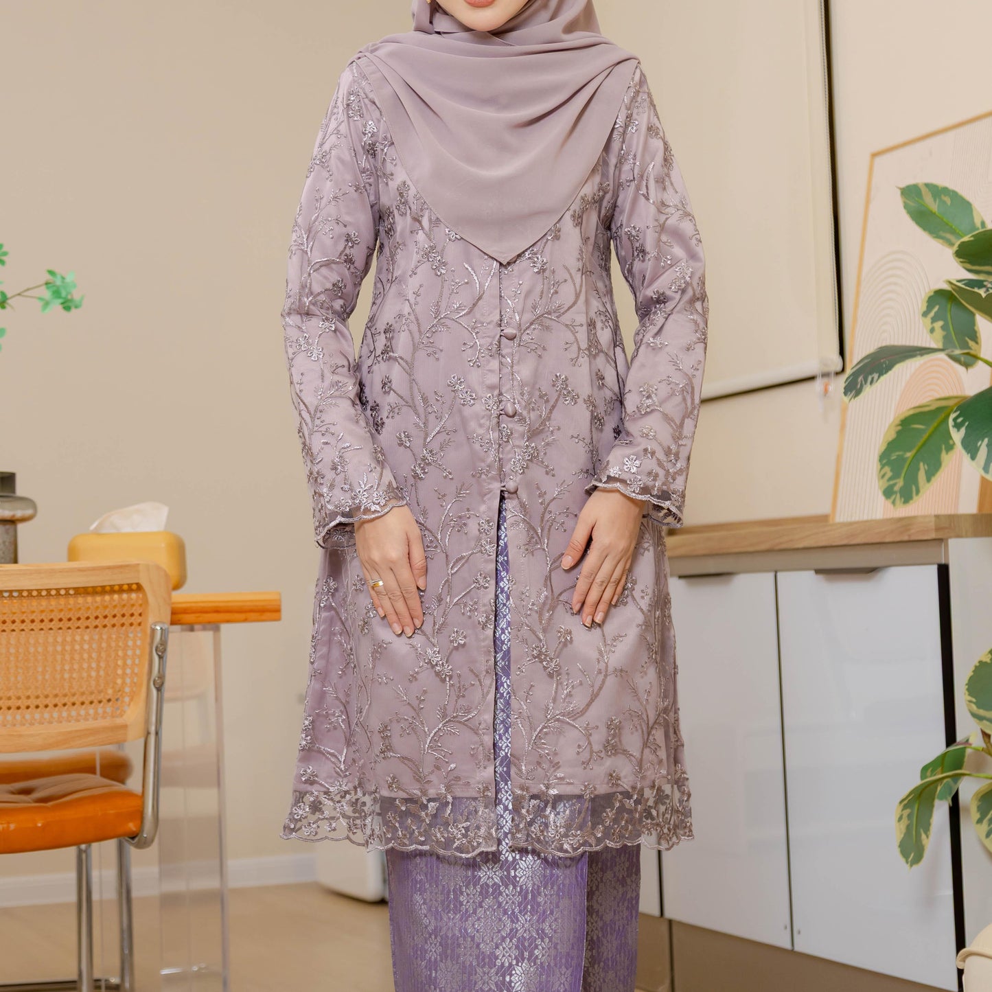 Mellysa Kurung