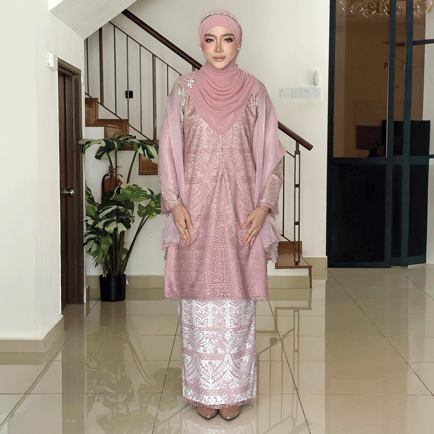 Astila Kurung