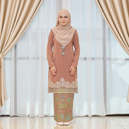Ning Ayu Kurung