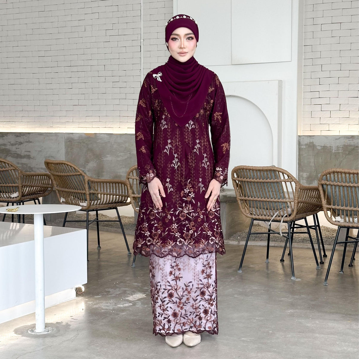 Freya Kurung