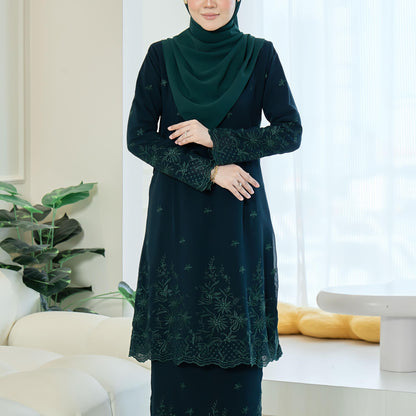Leeya Kurung