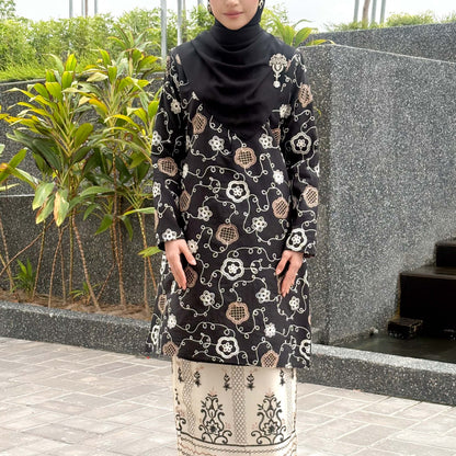Elissa Kurung