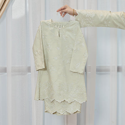 Evonna Kids Kurung