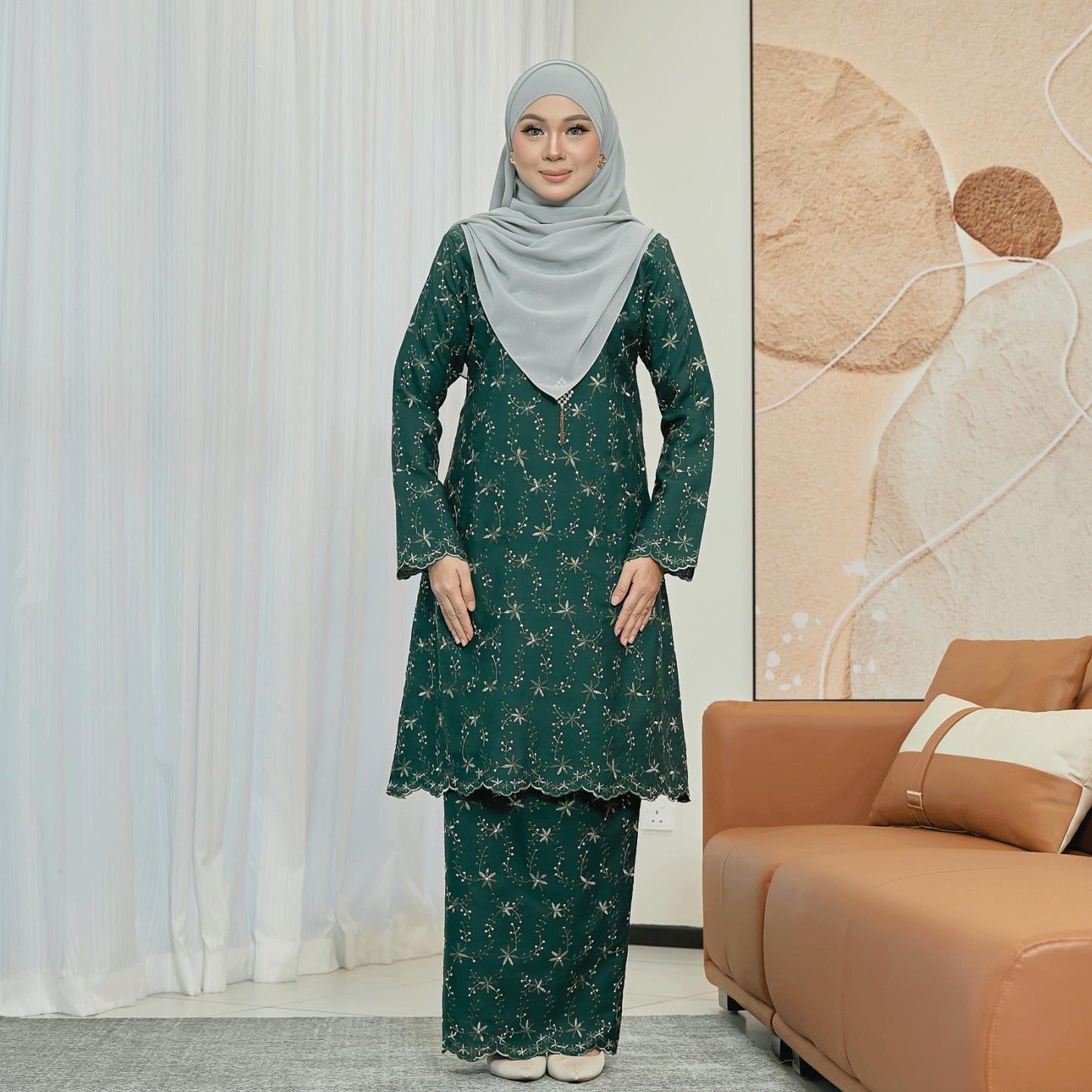 Daireen Kurung