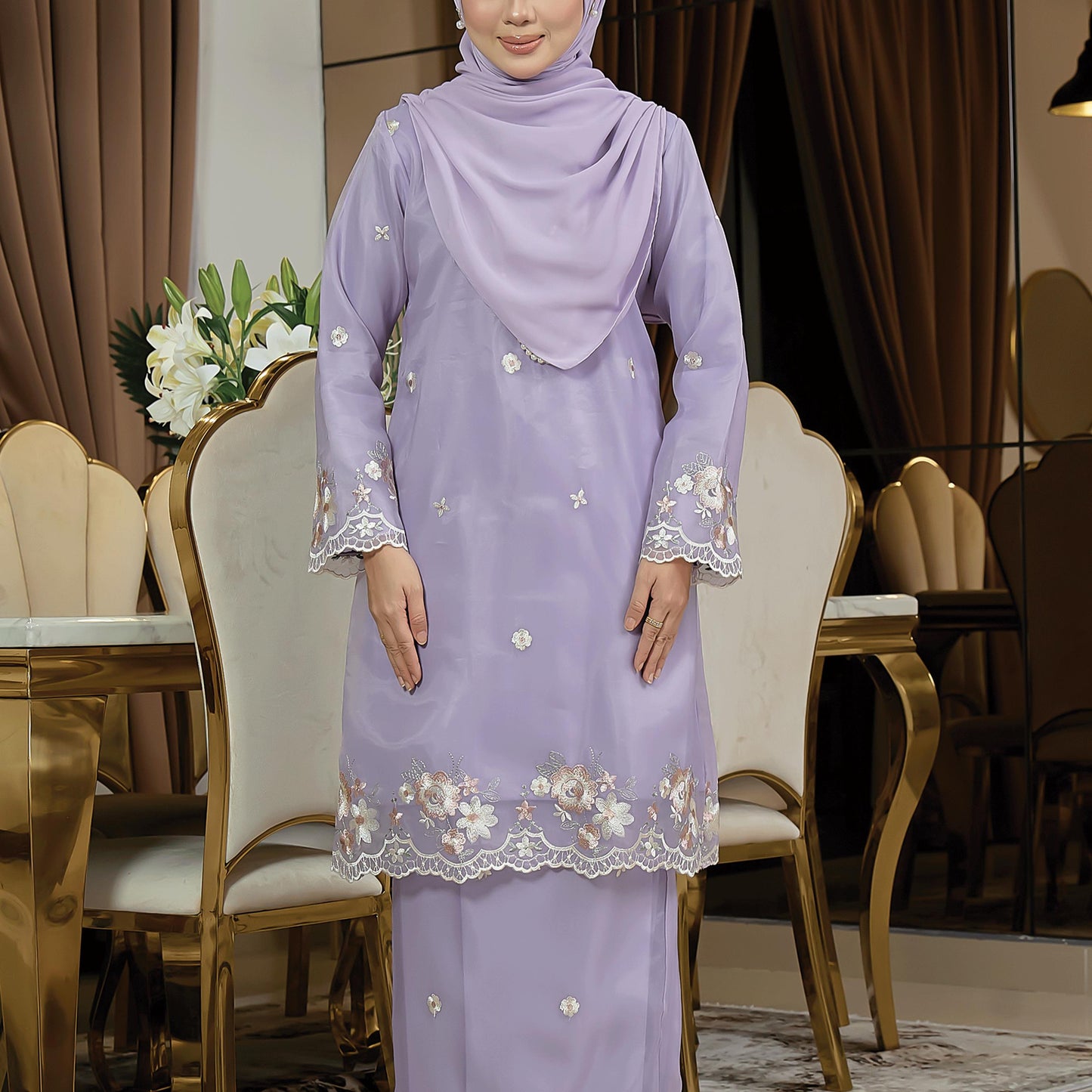 Velina Kurung