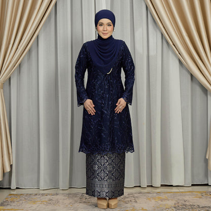 Adira Kurung