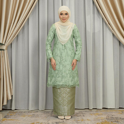 Afeeya Kurung