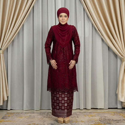 Adira Kurung