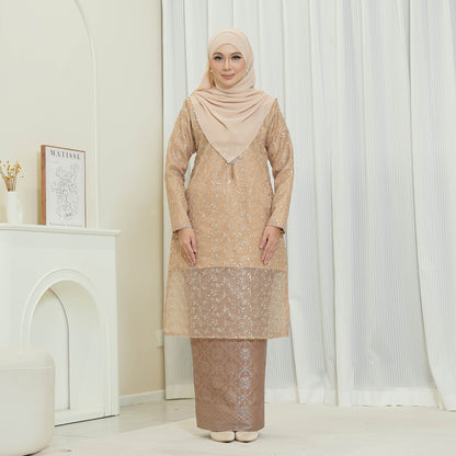 Laressa Kurung
