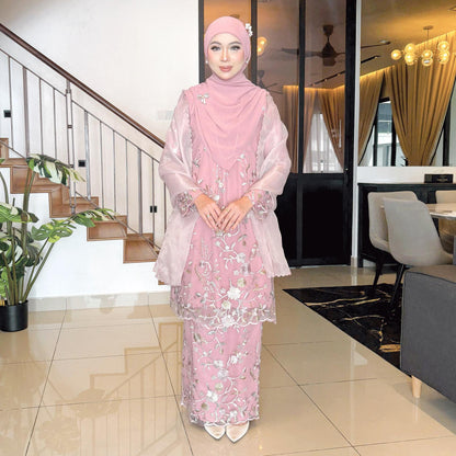Roserra Kurung
