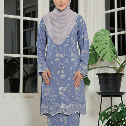 Elviera Kurung