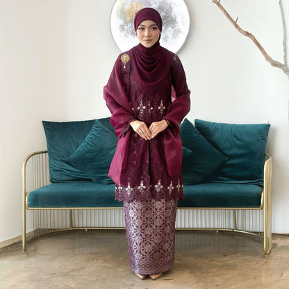 Milana Kurung