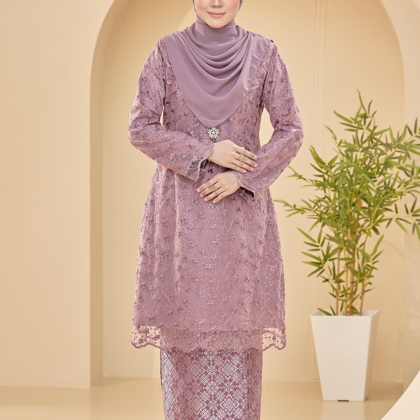 Bellerose Kurung