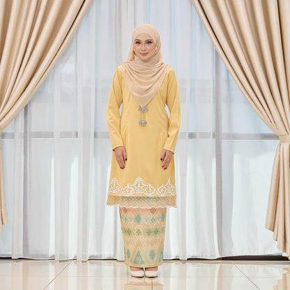 Ning Ayu Kurung
