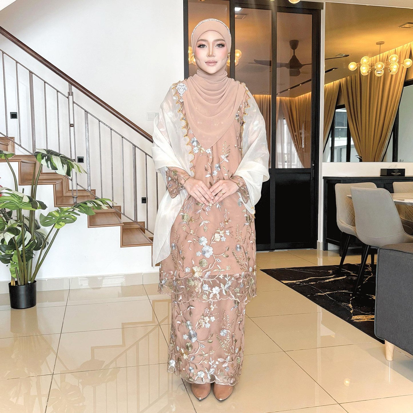 Roserra Kurung