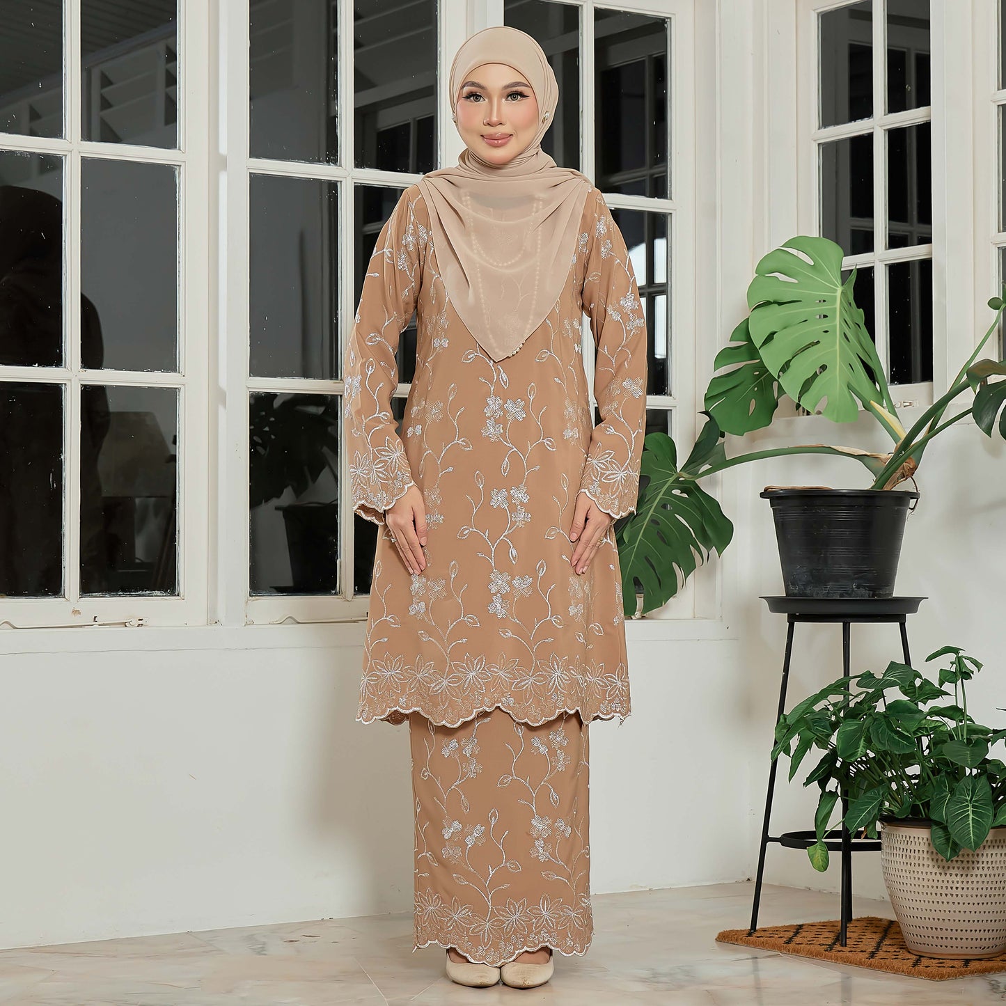 Elviera Kurung