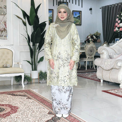 Afira Kurung