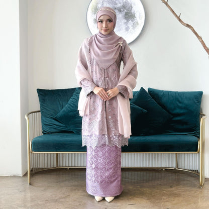 Milana Kurung