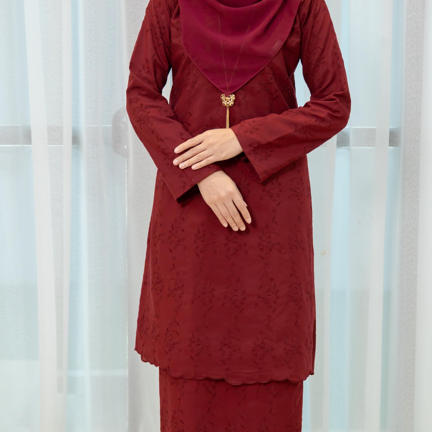 Deluna Kurung