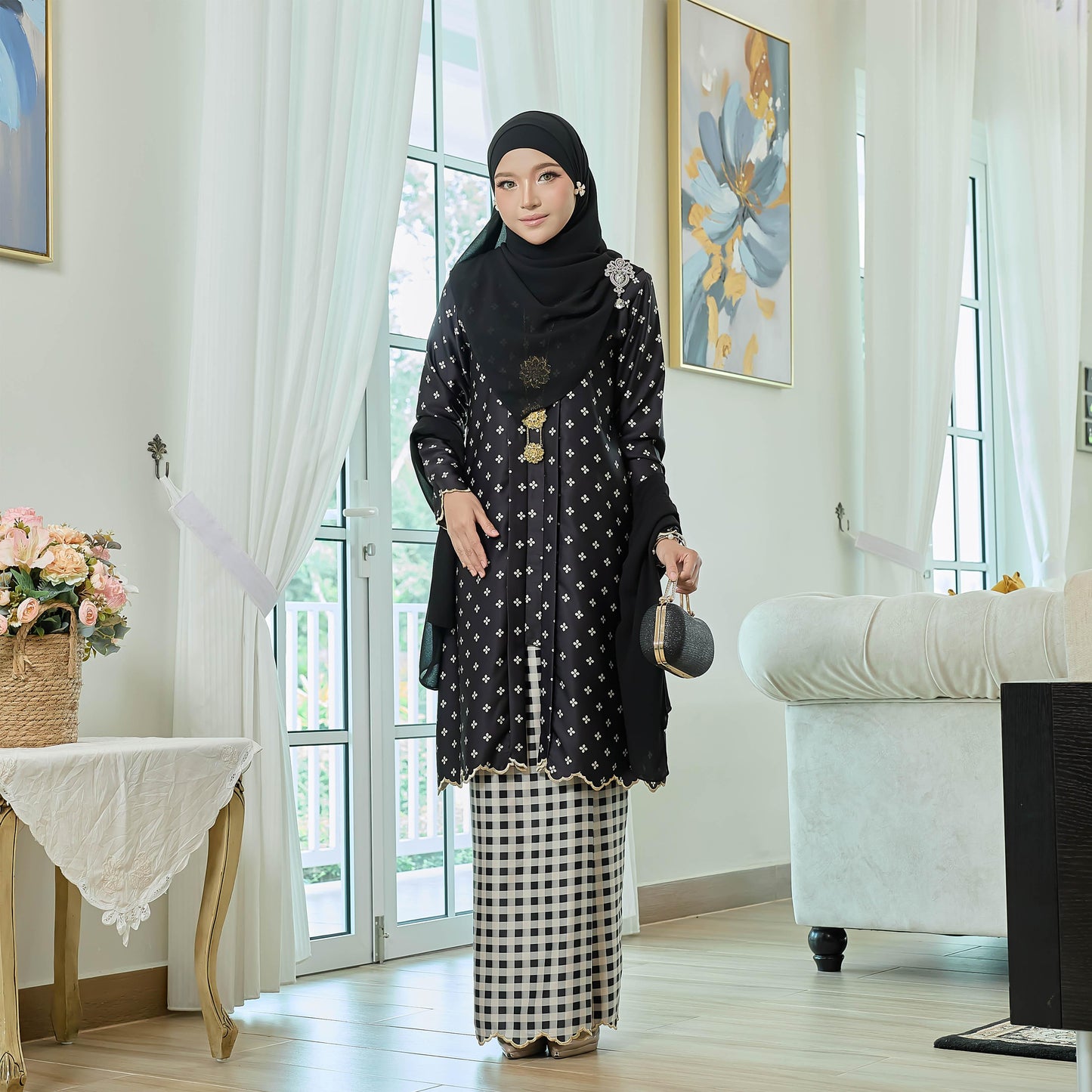 Herlyna Kebaya