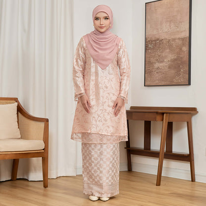 Melour Kurung