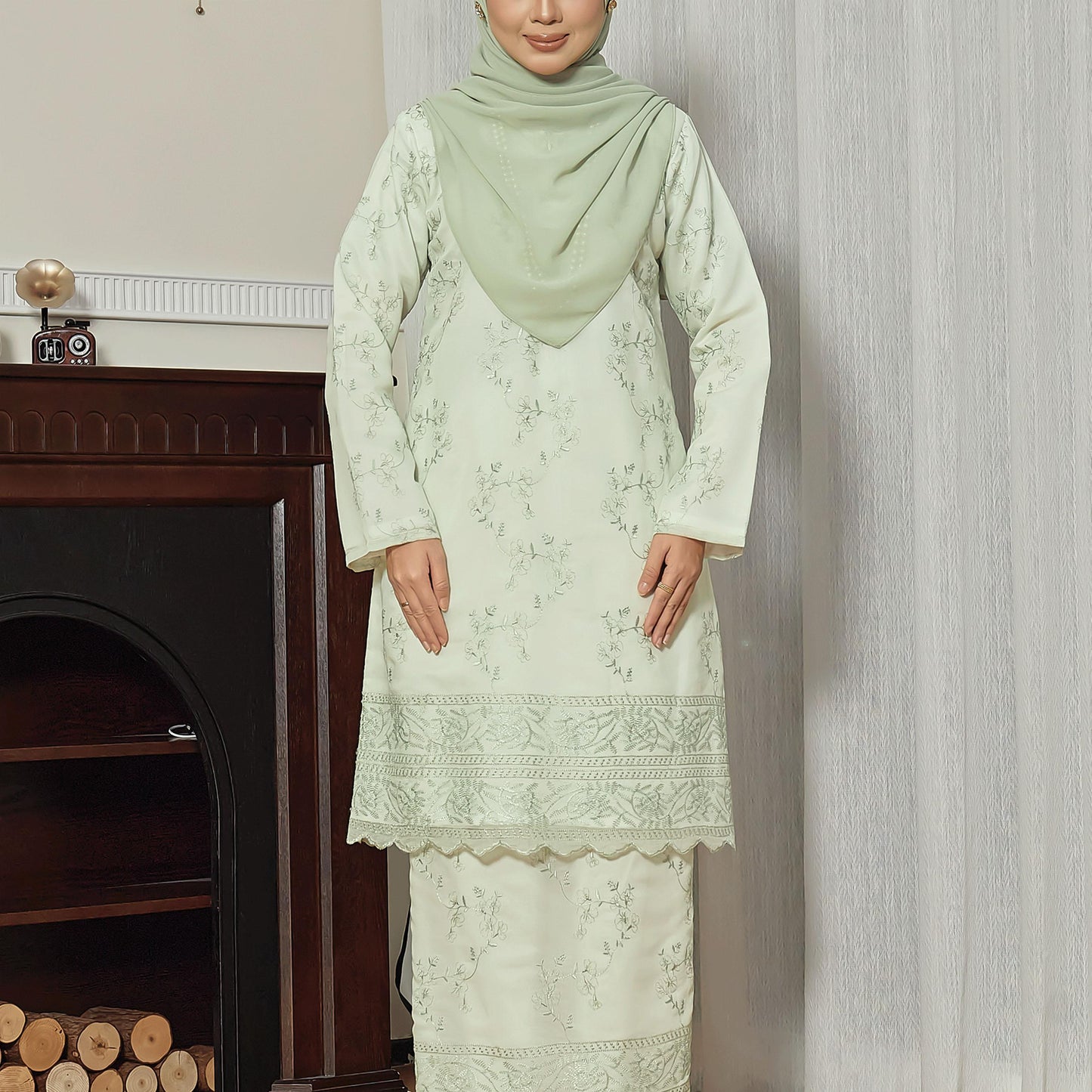 Laudya Kurung