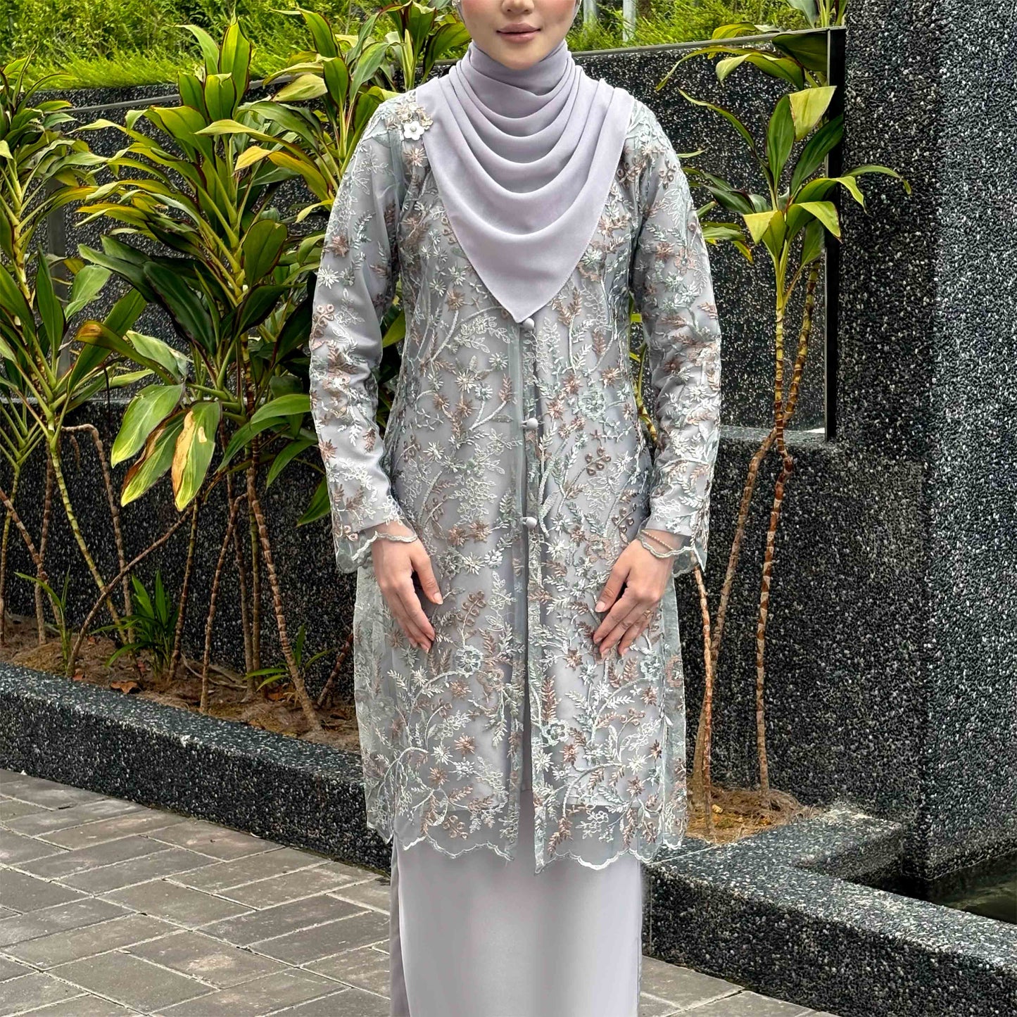 Salmy Kurung