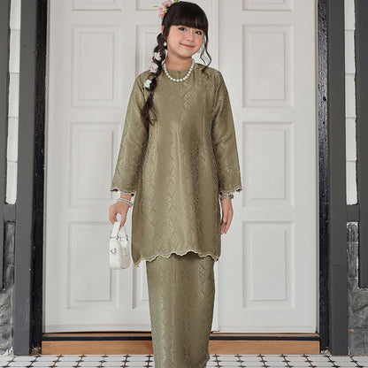 Yunara Kids Kurung