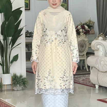 Nellisa Kurung