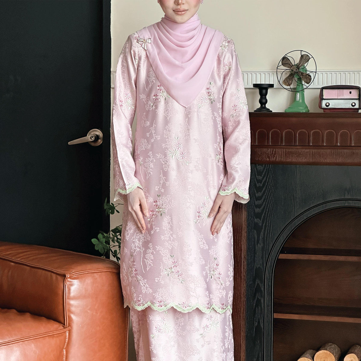 Indah Kurung
