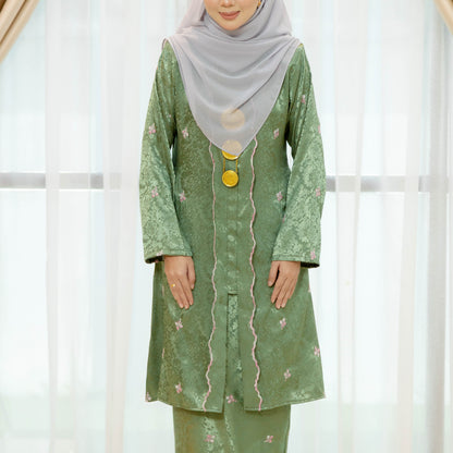 Dewi Kebaya