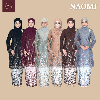 Naomi Kurung