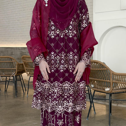 Estila Kurung