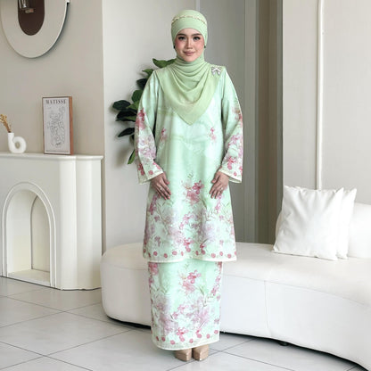Orched Kurung