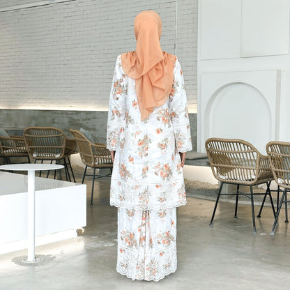 Zalea Kurung