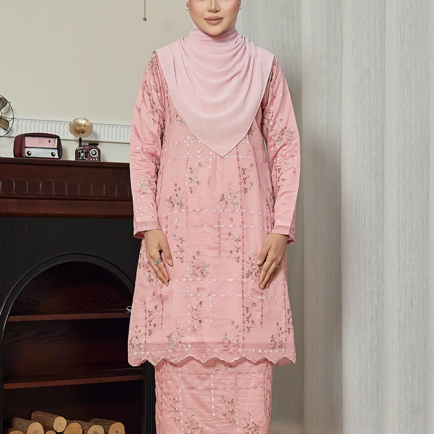 Velora Kurung
