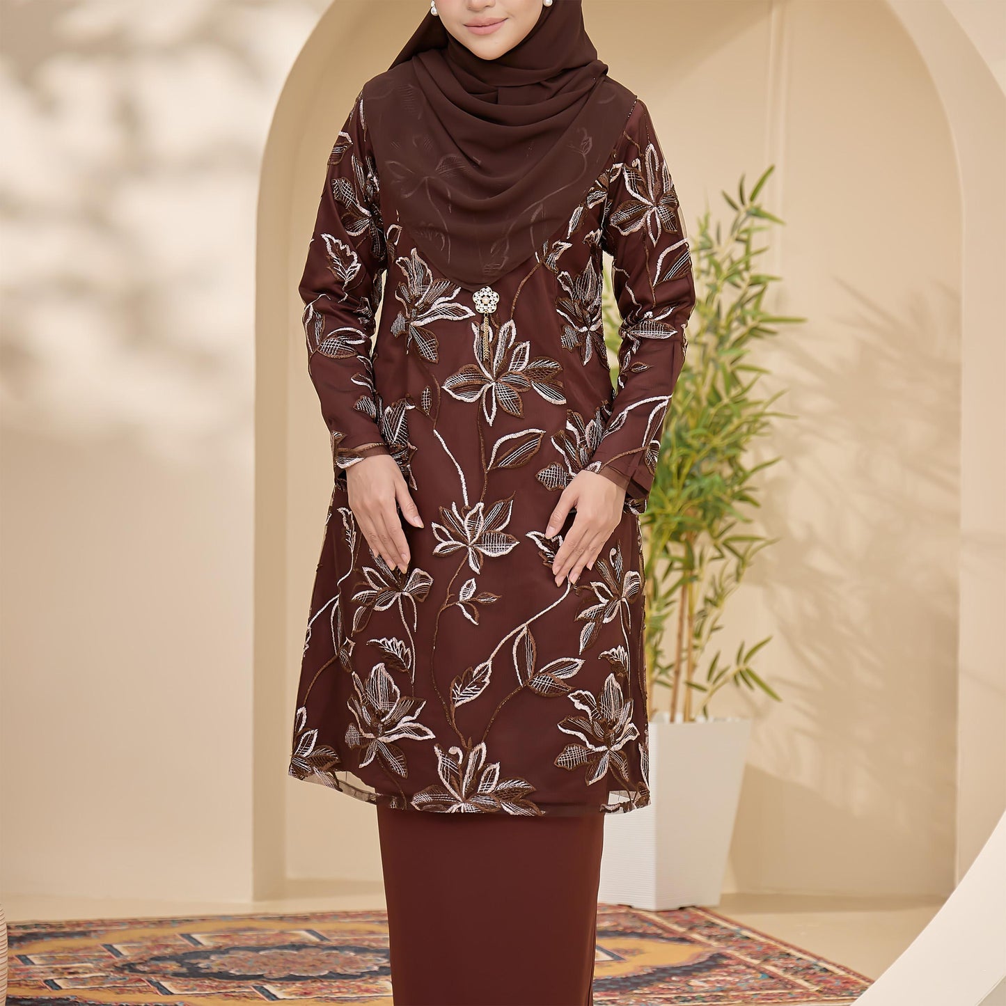 Caralyn Kurung