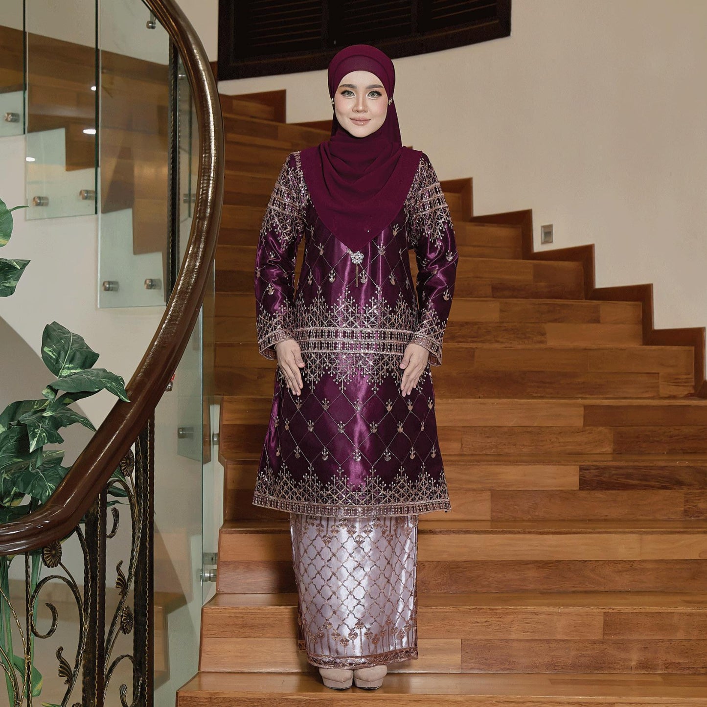 Laela Kurung