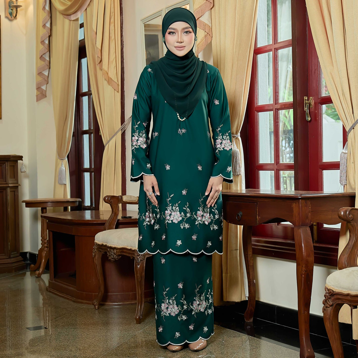 Darina Kurung