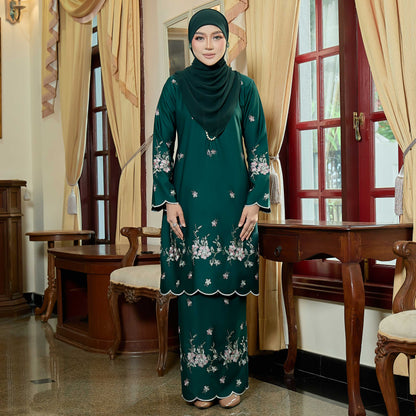 Darina Kurung