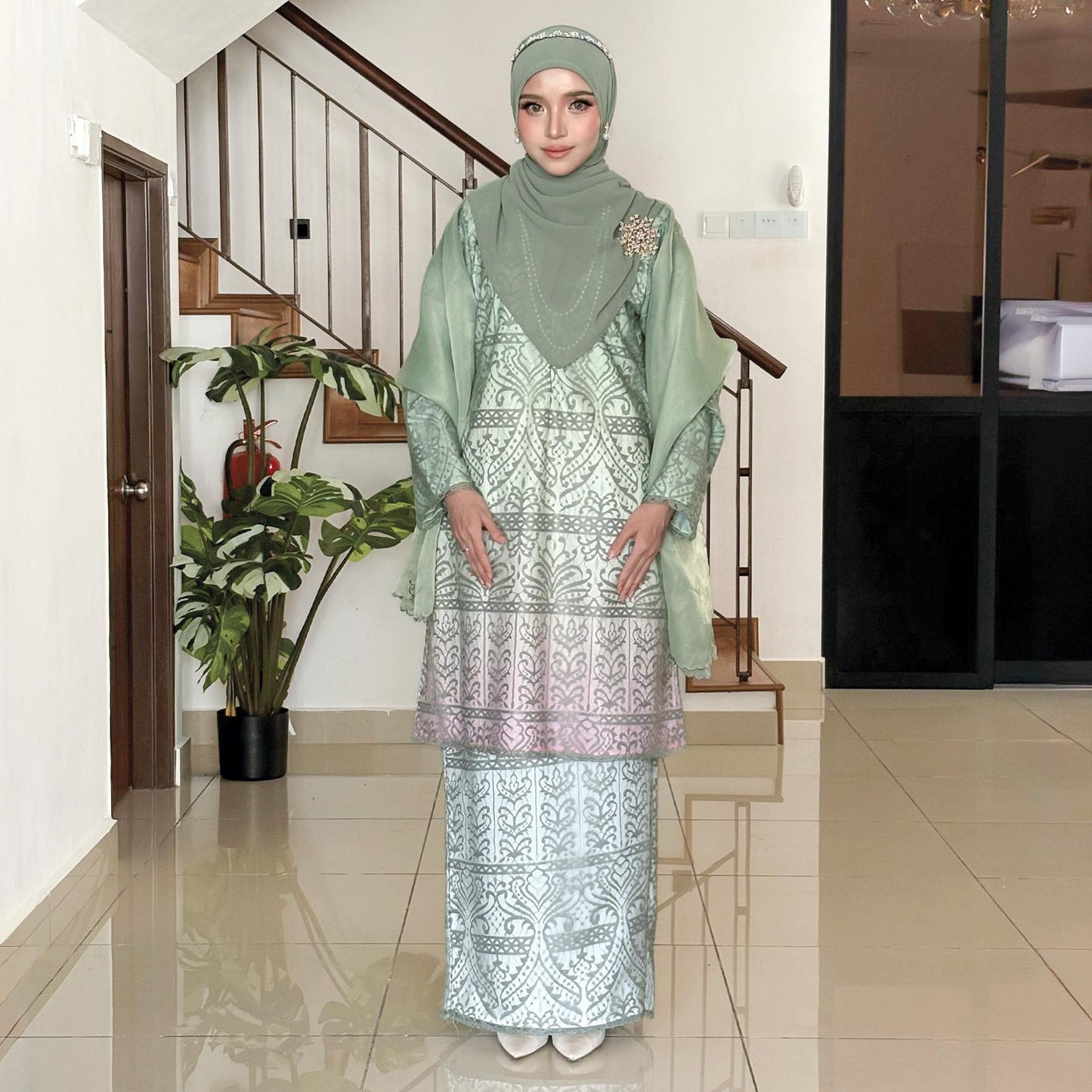 Astila Kurung