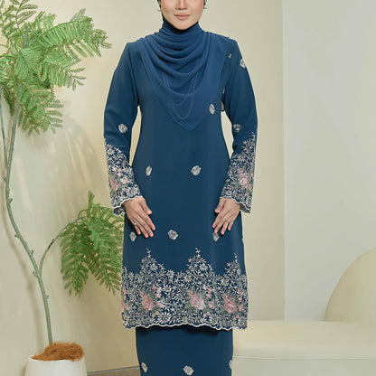 Feyra Kurung