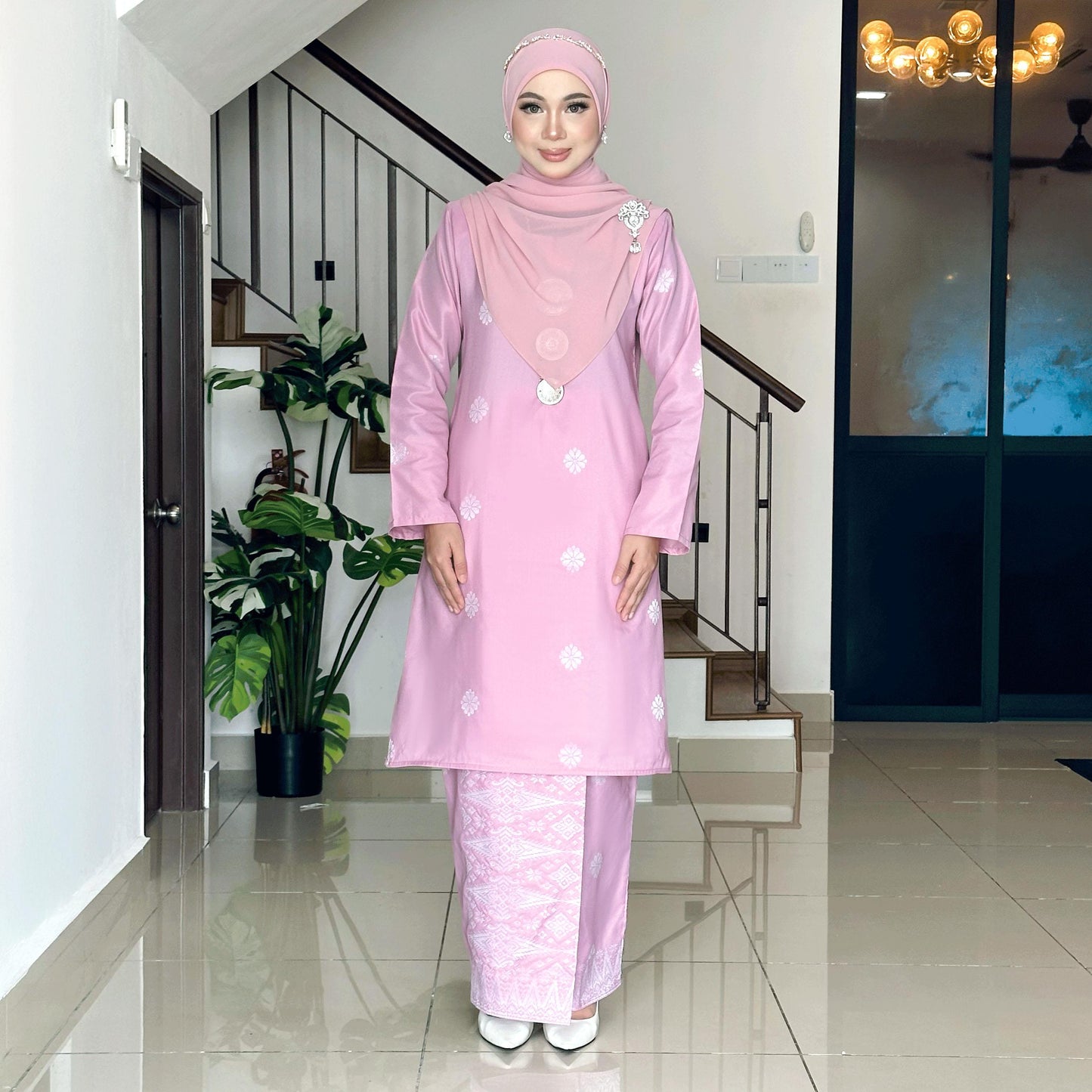 Melati Kurung