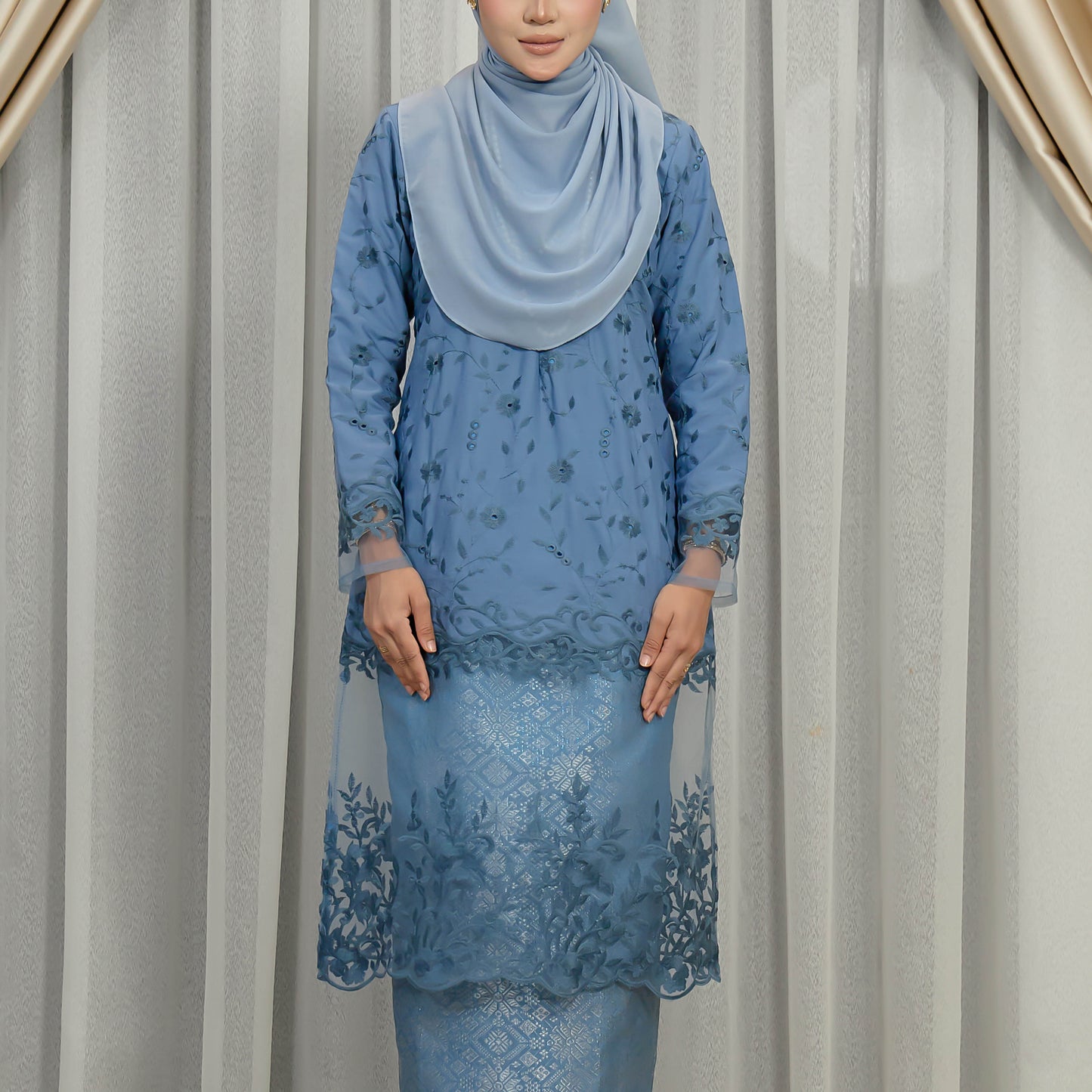 Edora Kurung